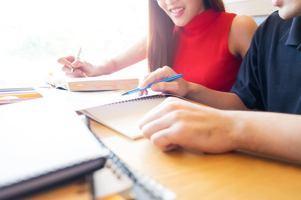 Turnitin相似度多少才算安全？學生必讀的學術寫作指南