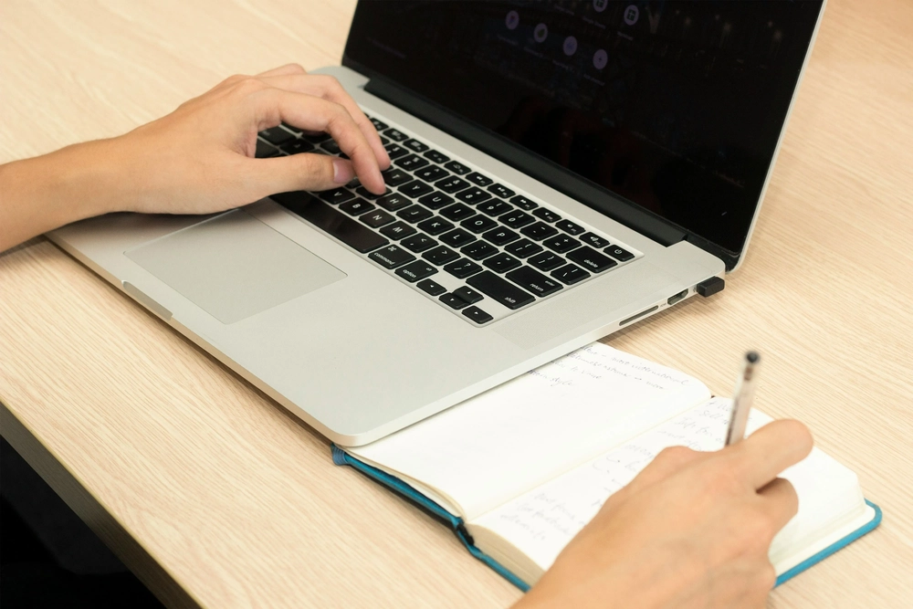 Summer Semester 功課趕到氣咳?暑期密集課程嘅高效完成策略